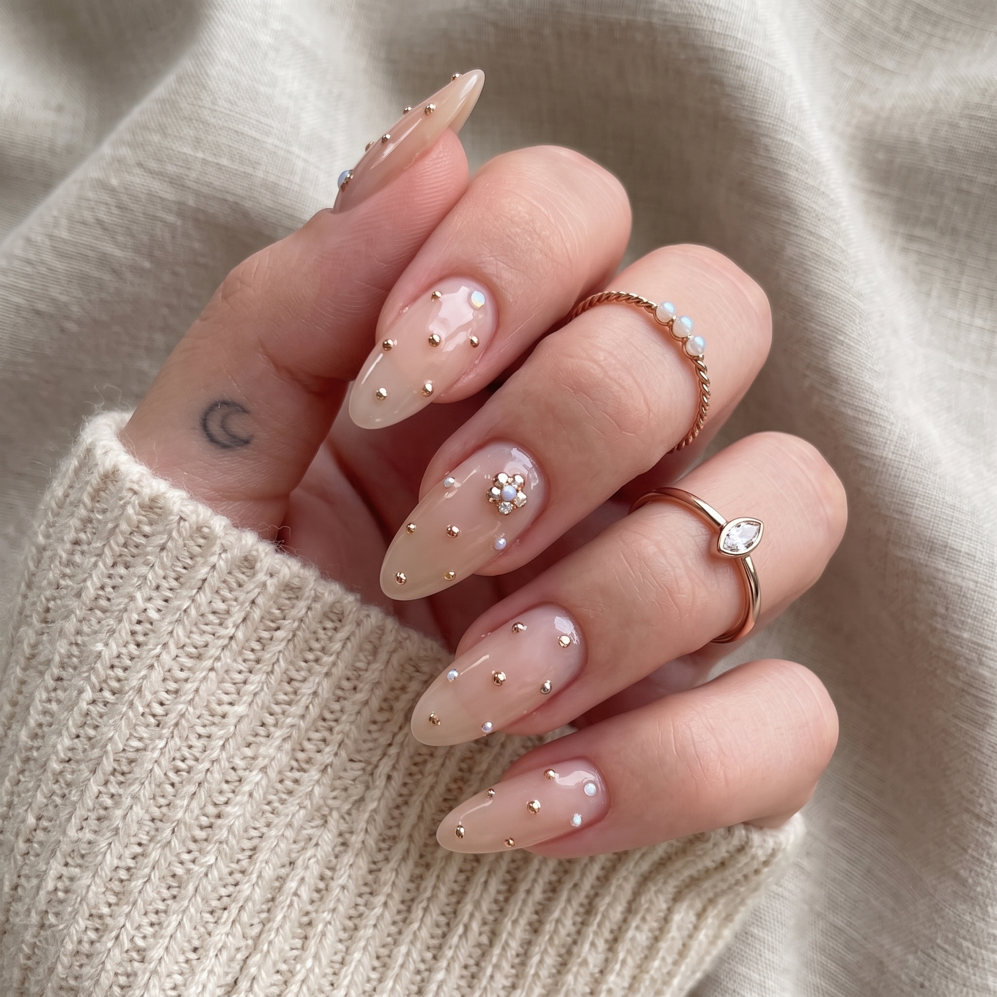 Rhinestone embellished nails for graduation