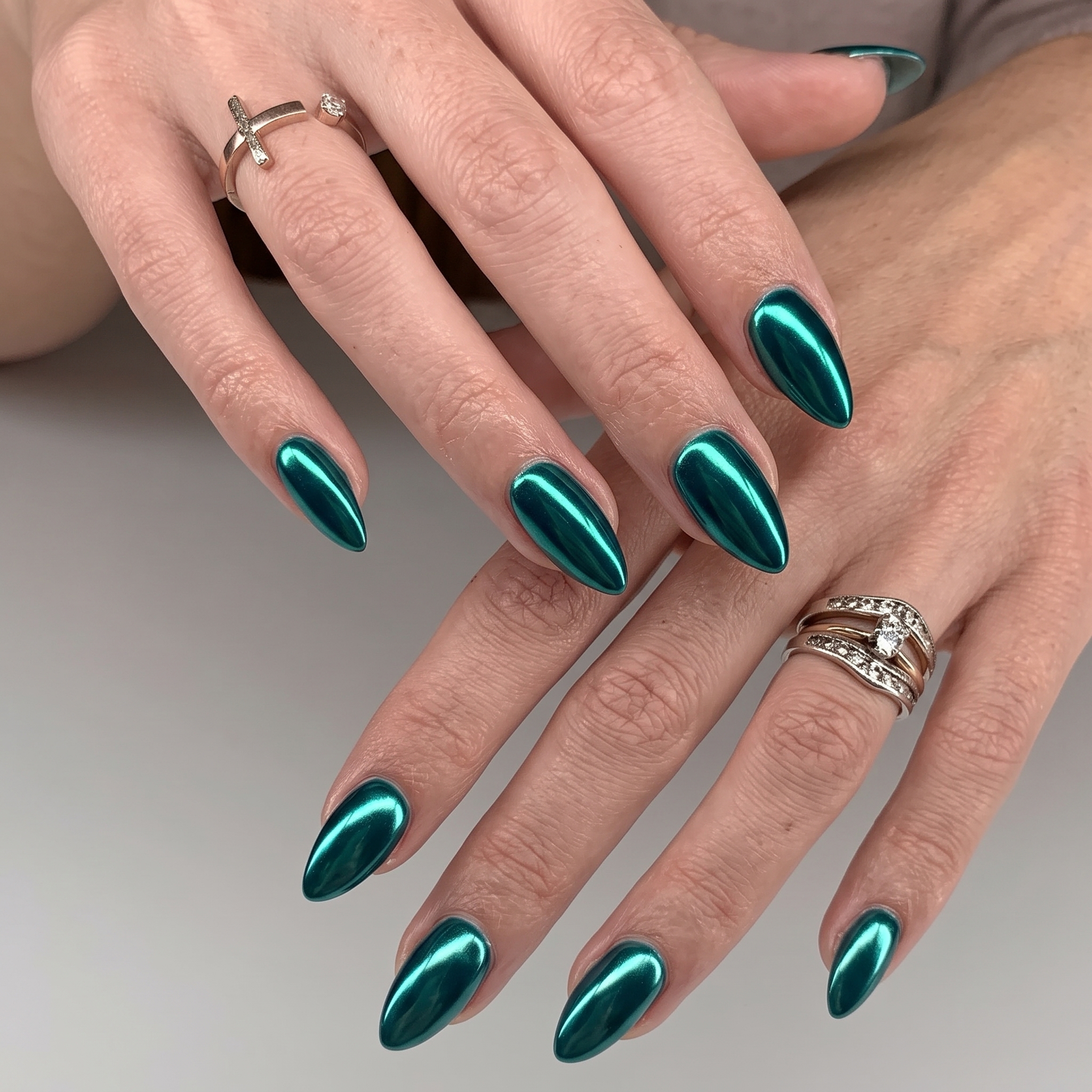 Metallic chrome manicure for graduation